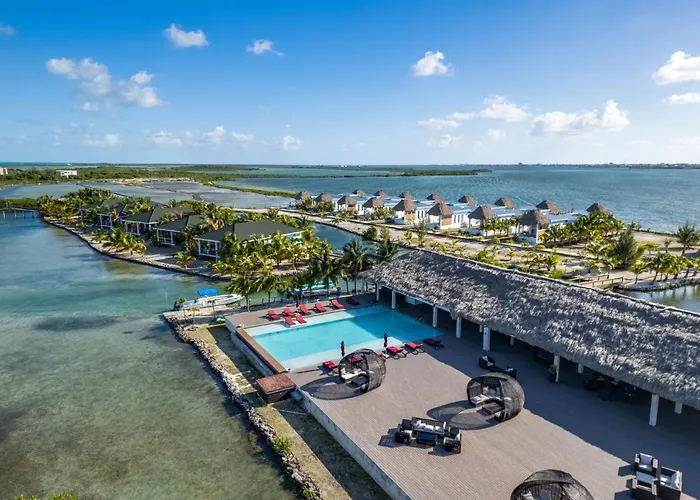 Hotel Turtle Island 3*