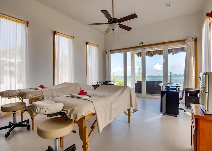 Hotel Turtle Island San Pedro (Ambergris Caye)