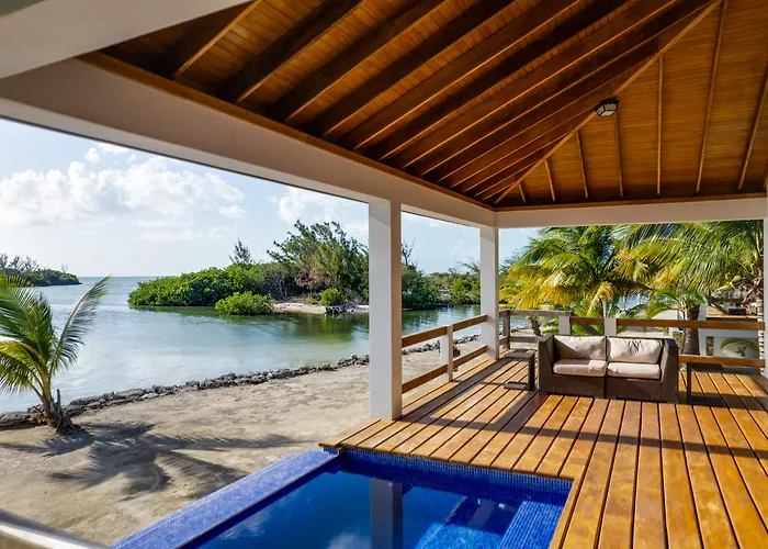 Hotel Turtle Island 3*
