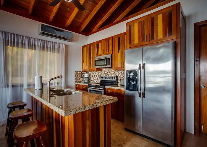 Turtle Island 3* San Pedro (Ambergris Caye)