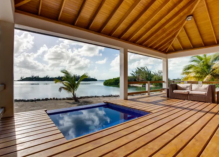 Hotel Turtle Island San Pedro (Ambergris Caye)