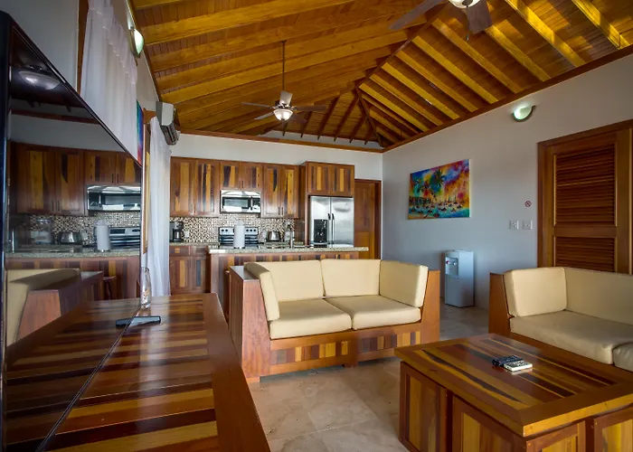 Turtle Island Hotel