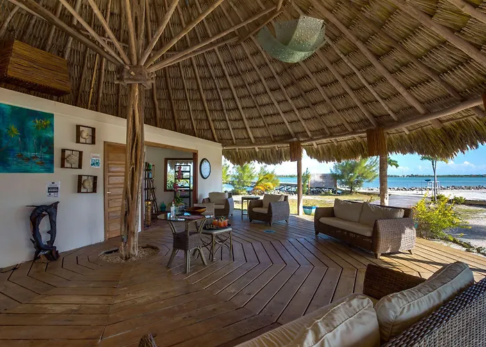 Hotel Turtle Island 3*