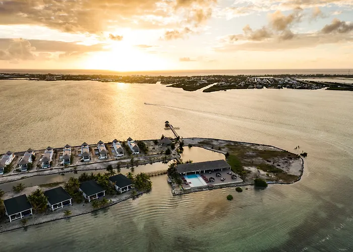 Hotel Turtle Island