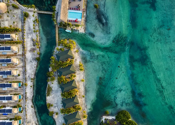 Hotel Turtle Island 3*